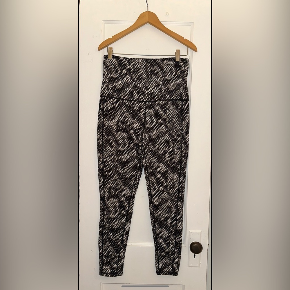 Tracy Anderson Leggings Snakeskin Large Women’s Activewear Luxury